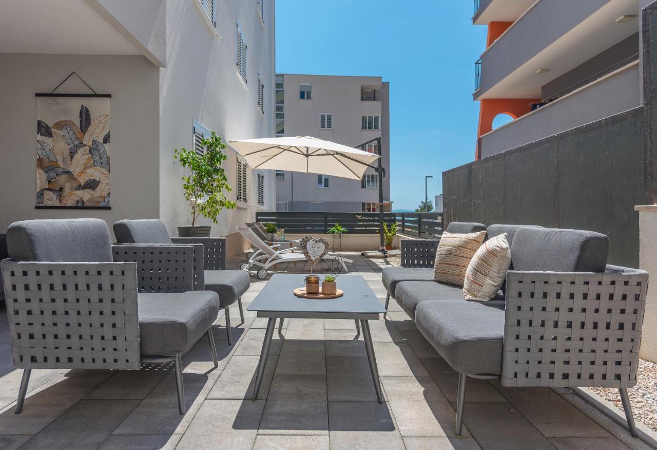 Luxury Apartment Smile-Sea View Макарська Екстер'єр фото